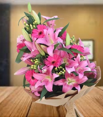 Liliy & Gerbera Daisy Bouquet - Pink Color Flowers
