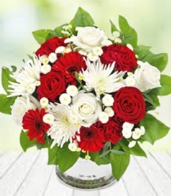 Lily Bouquet - Asiatic Lilies with Rose, Carnation & Gerbera Daisy