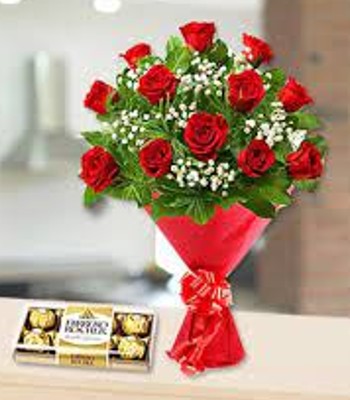 Red Roses - Dozen Red Rose Bouquet with Ferrero Chocolates