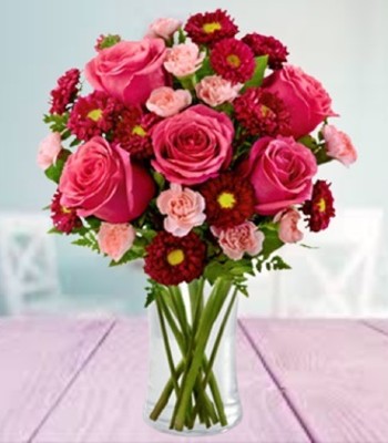 Valentine Flowers In Classic Clear Glass Vase