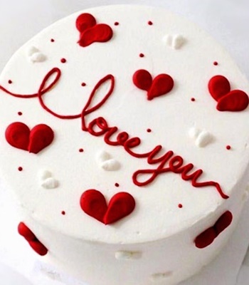 Fresh Whipped Cream Cake - 44oz/1.2kg