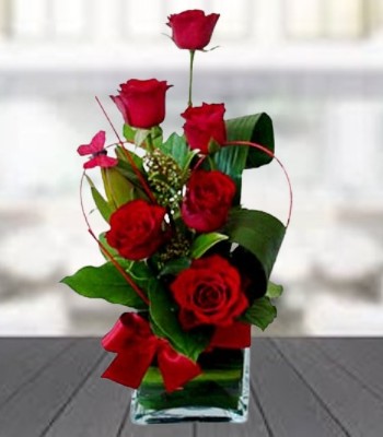 6 Red Rose Bouquet - Valentine's Day Love and Romance