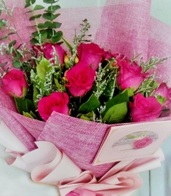 Dozen Pink Rose Bouquet - Valentine's Day Pink Flowers