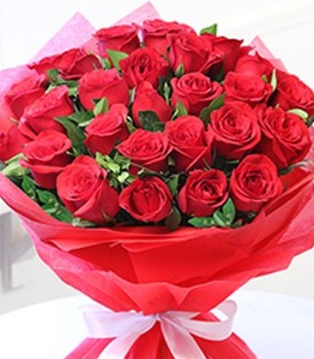 25 Red Roses Hand-Tied by a Flower Expert
