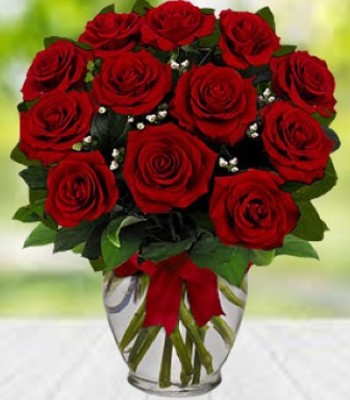 Rose Flower Bouquet - 12 Red Roses In Vase