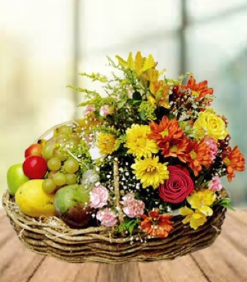 Finest Nature - Seasonal Flowers and Fruits Gift Basket