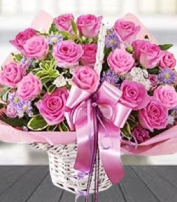 True Chinese Spirit - 24 Pink Roses with Seasonal Fillers