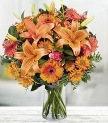 Lily Flower & Gerbera Daisy Bouquet - Free Crystal Vase