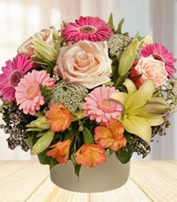Mix Flowers - Lilies, Gerberas, Roses & Alstromelia Bouquet
