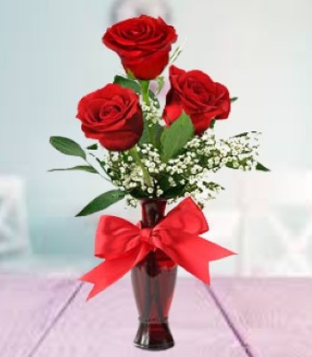 3 Red Rose Bouquet