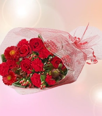 Mix Flower Arrangement - Roses, Gerbera, Carnation & Berries