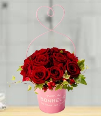 Dozen Red Rose Bouquet in Antique Basket