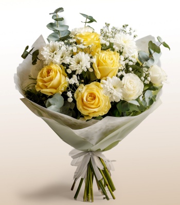 Elegant Yellow and White Rose Bouquet with Eucalyptus