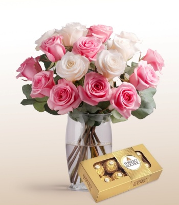 Romantic Roses & Chocolates Combo in Vase
