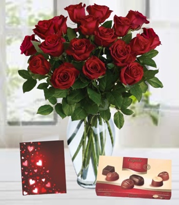 18 Long Stem Rose Bouquet With Chocolate and Greeting Card