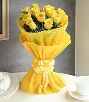 Yellow Rose Bouquet - Dozen Long Stemmed Yellow Roses