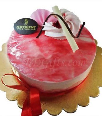Strawberry Mousse Cake Half Kg