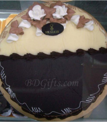 Vanilla Chocolate Cake