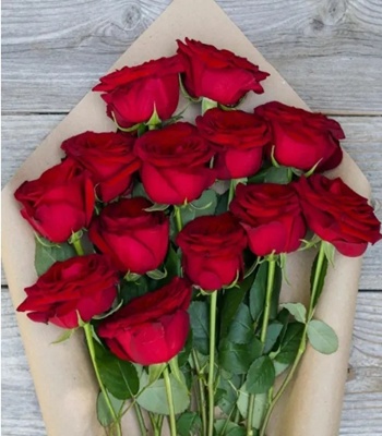 Love Flower Bouquet - Dozen Red Roses Hand-Tied For Her