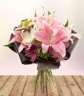 Lily Bouquet With Chrysanthemums