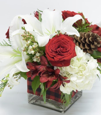 Snow White - Christmas Flowers Arrangement