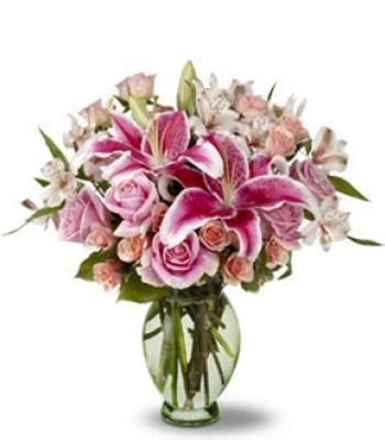 Sweet Love Mix Premium Flowers in Vase