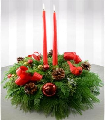 Long-Lasting Holiday Berry Centerpiece