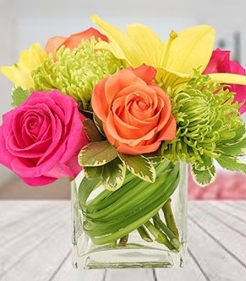 Vibrant Shine - Roses with Yellow Lilies & Green Mums