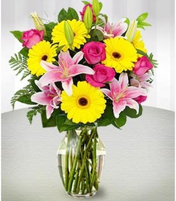 Wonderful Wishes Happy Birthday Flower in Vase