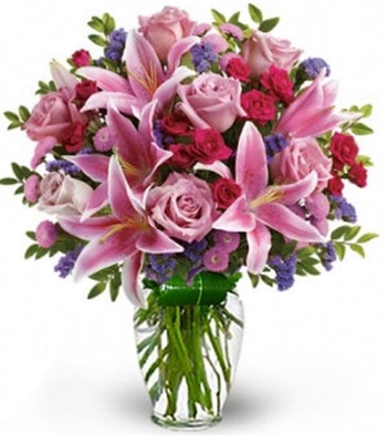 Precious Feelings - Roses & Lilies in Vase