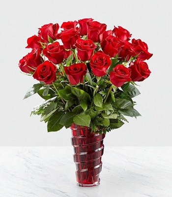 24 Red Rose With Free Vase