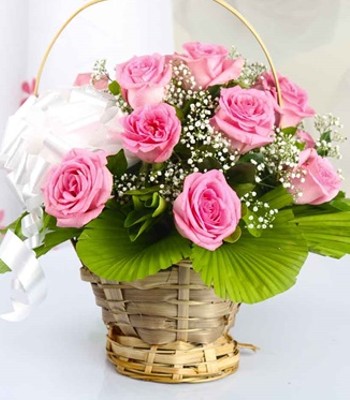 Moms Special - 12 Pink Roses in Basket