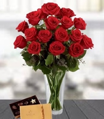 Rose Flower Bouquet - 24 Red Roses & Chocolates With Free Vase