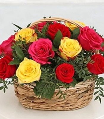 Mix Rose Basket - 6 Assorted Roses Basket