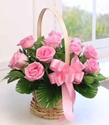 Pink Rose in Basket - 9 Pink Roses