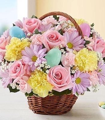 Mix Seasonal Flowers in Basket