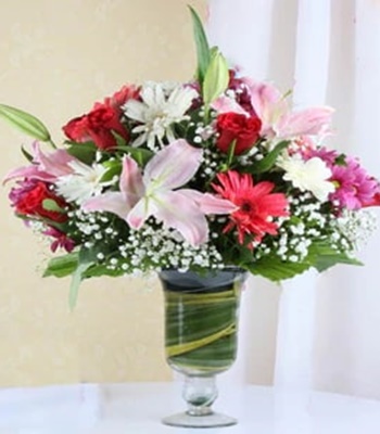 Mix Seasonal Flowers in Vase