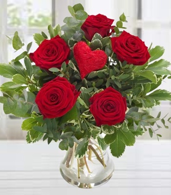 Red Rose Heart Bouquet