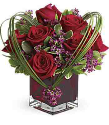 Love & Roses Arrangement