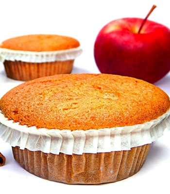 Apple Cinnamon Muffins - 9 Pieces