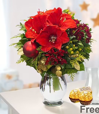 Christmas Flower Bouquet With Vase & Ferrero Rocher