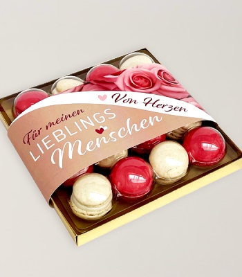 "For My Favorite Person" Macarons