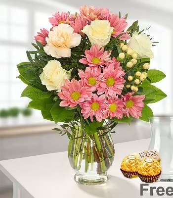 Mixed Flower Bouquet With Free Vase and Chocolates