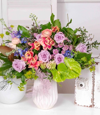 Mother's Day Flower Arrangement Premium