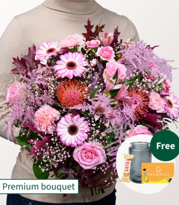 Romantic Pink Autumn Bouquet