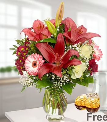 Mix Flower Bouquet with Free Vase & Ferrero Rocher - Seasonal Flowers