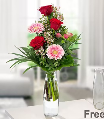 Rose Bouquet - 3 Roses with Seasonal Flowers - Free Vase