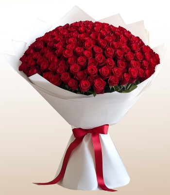 Romantic Red Roses Bouquet