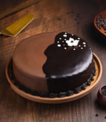 Chocolate Glazed Cake - Floral Design
