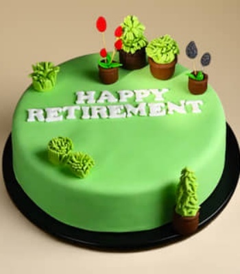 Green Garden Retirement Cake